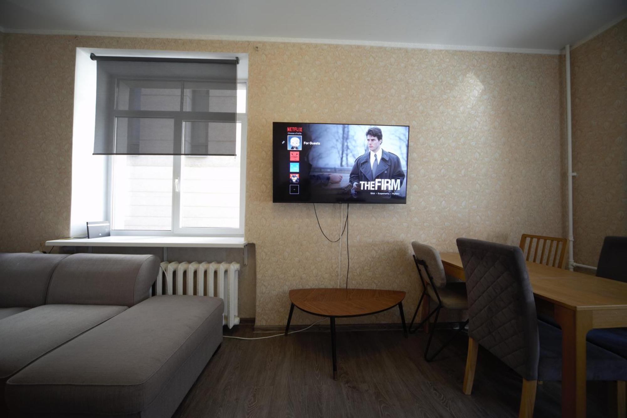 Three Bedroom - Next To St Peters Church