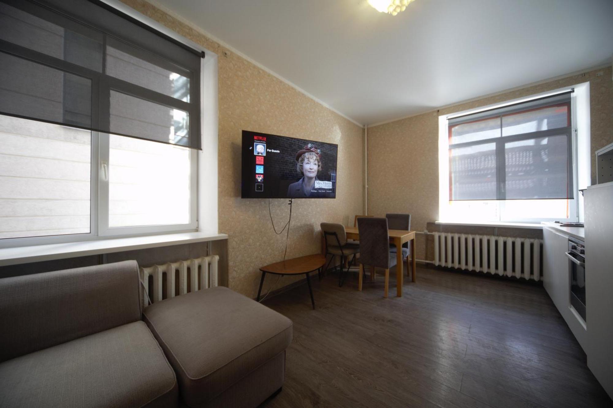 Three Bedroom - Next To St Peters Church