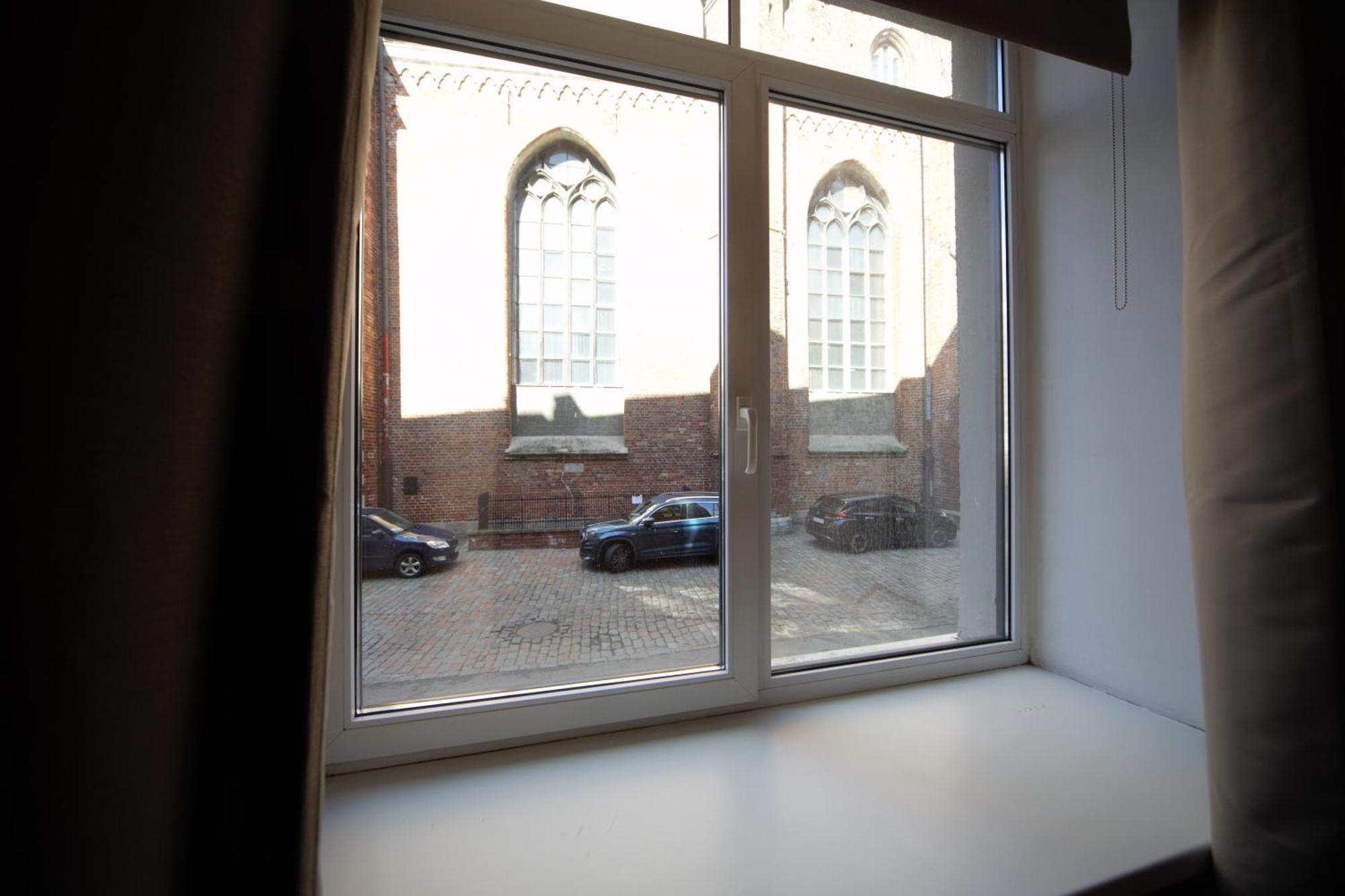 Appartement Three Bedroom - Next To St Peters Church *